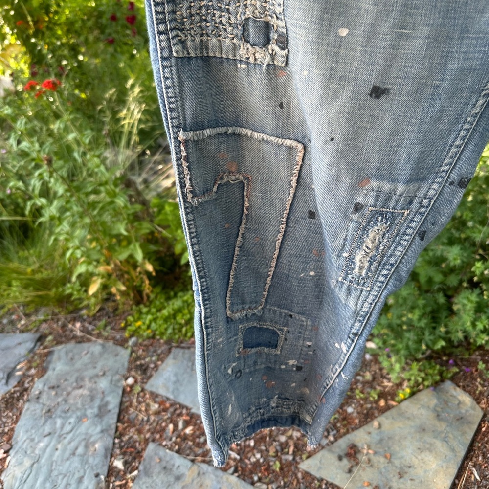 Magnolia Pearl Boyfriend Jeans - Picture 9 of 9